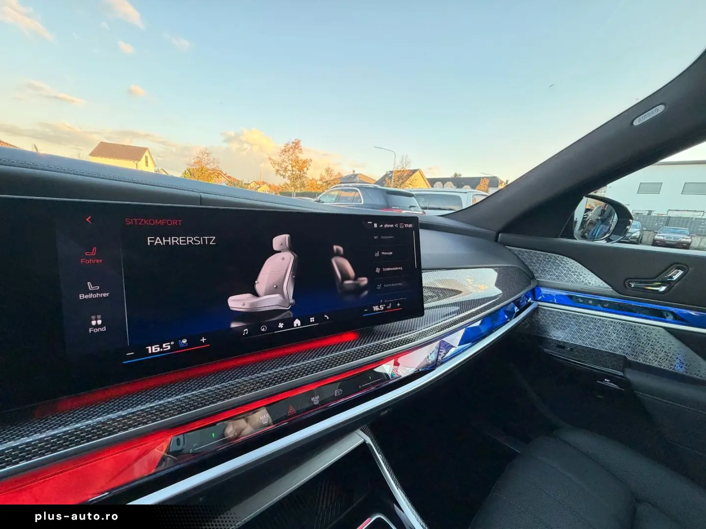 BMW M760e xDrive Individual TV SkyLounge