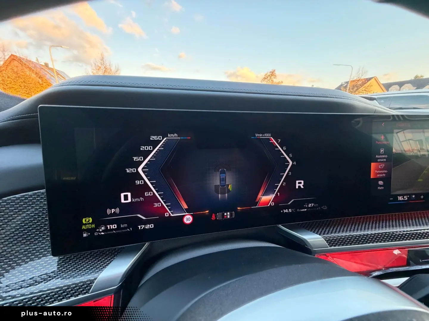 BMW M760e xDrive Individual TV SkyLounge