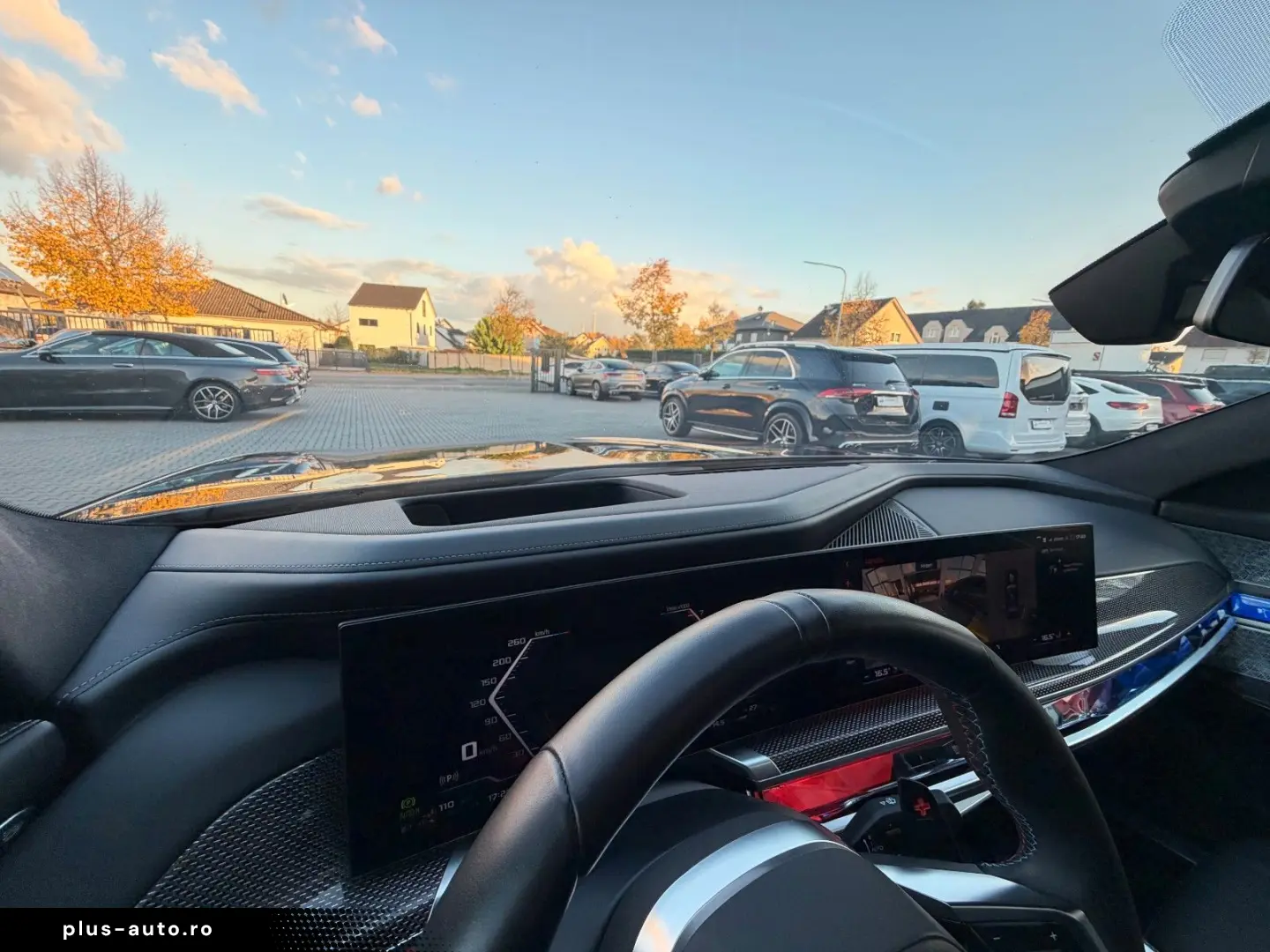 BMW M760e xDrive Individual TV SkyLounge