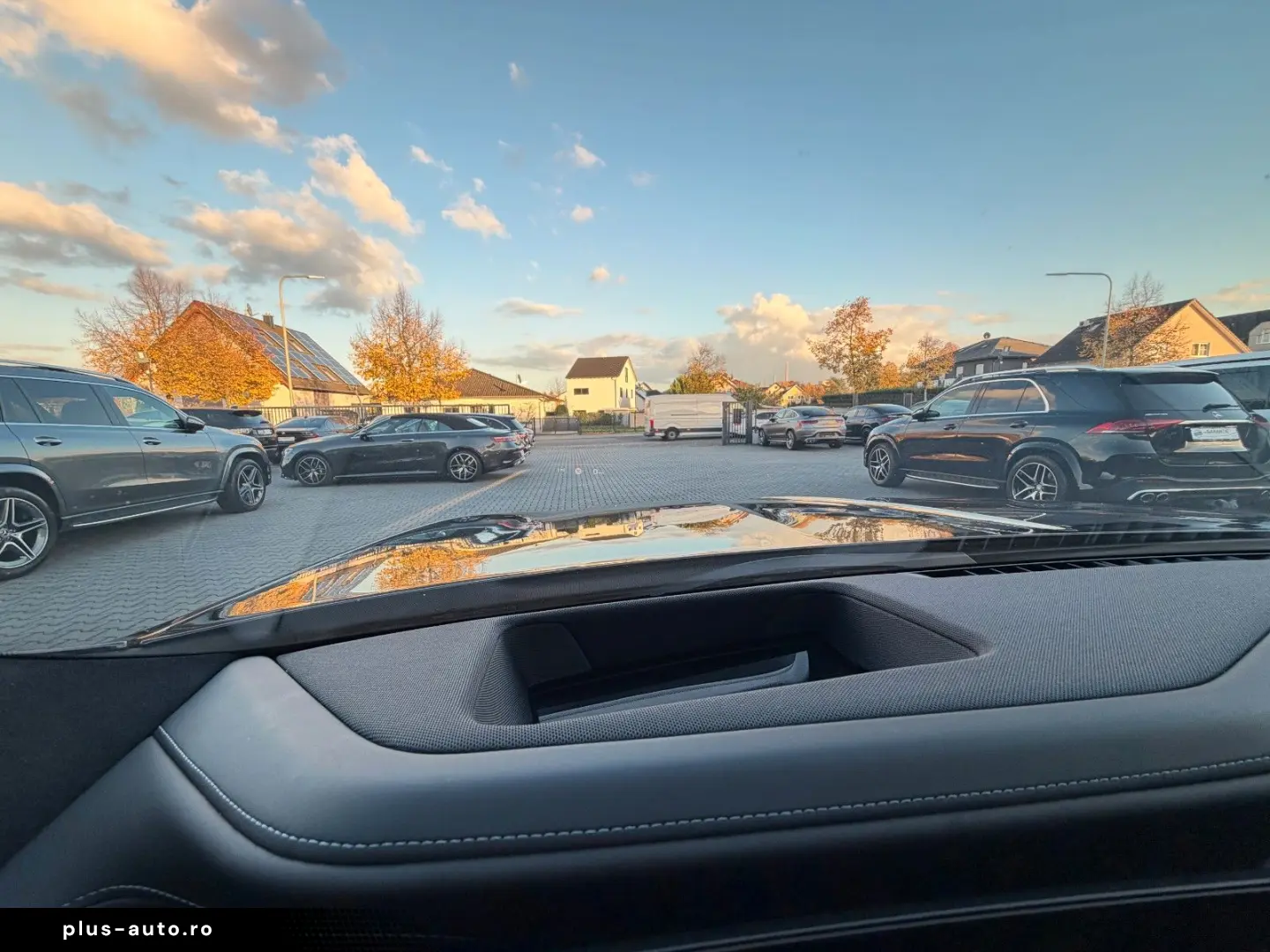 BMW M760e xDrive Individual TV SkyLounge