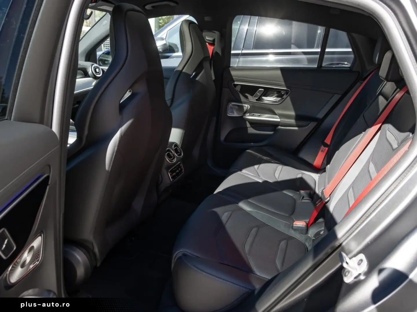 MERCEDES-AMG GLC 63s E PERFORMANCE Coupé  Pano Burm3D