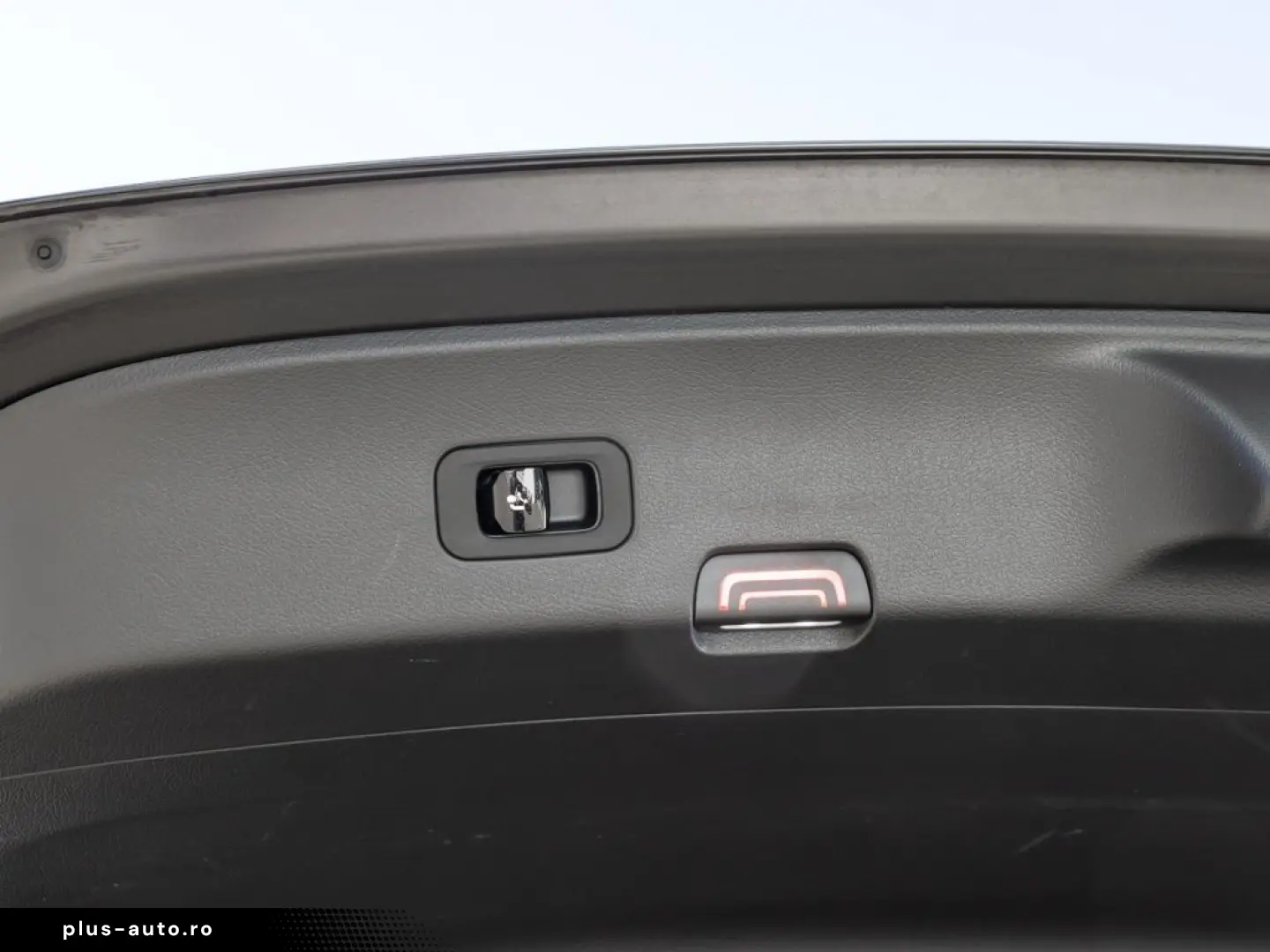 MERCEDES-AMG GLC 63s E PERFORMANCE Coupé  Pano Burm3D