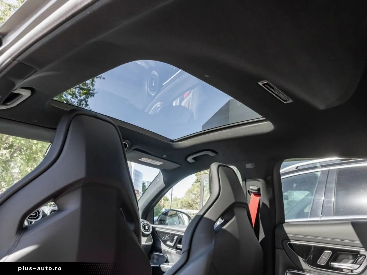 MERCEDES-AMG GLC 63s E PERFORMANCE Coupé  Pano Burm3D