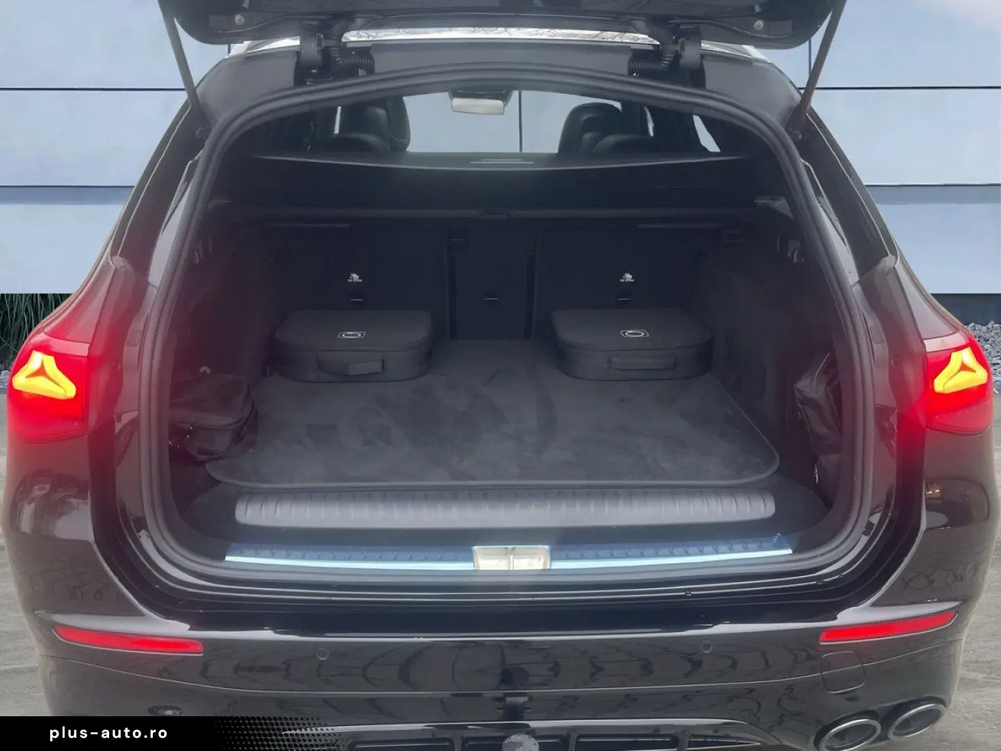 MERCEDES-AMG E 53 T 4Matic PREMIUM HUD NIGHT Burmester4D