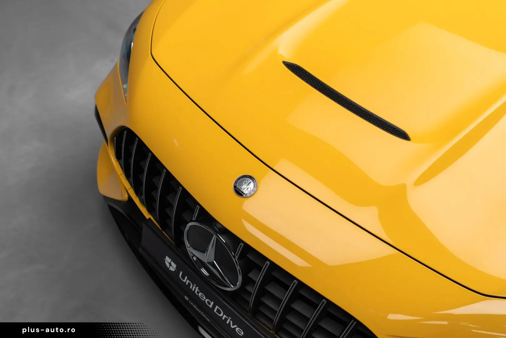 MERCEDES-AMG CLE 53 AMG