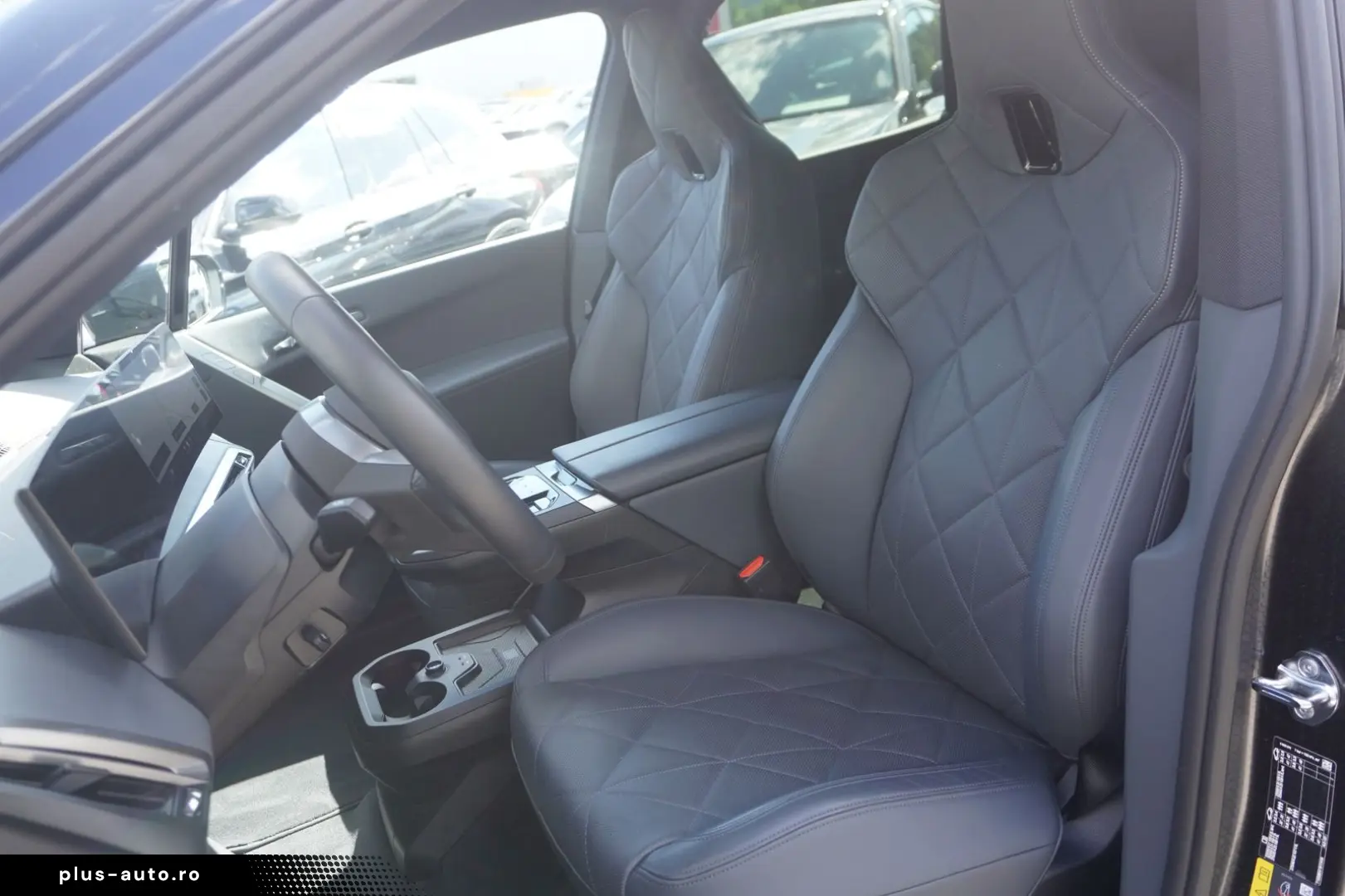 BMW iX xDrive60 M Sport_HeadUp_ACC