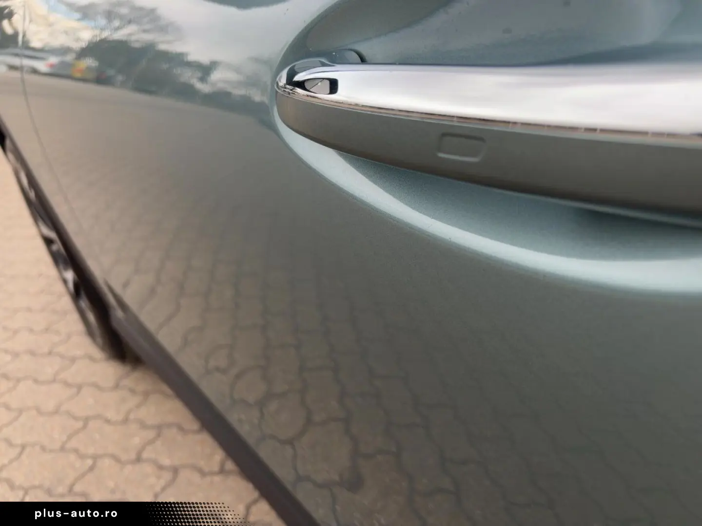 MERCEDES-BENZ GLC 300de AVANTGARDE_ACC_360_BURMESTER