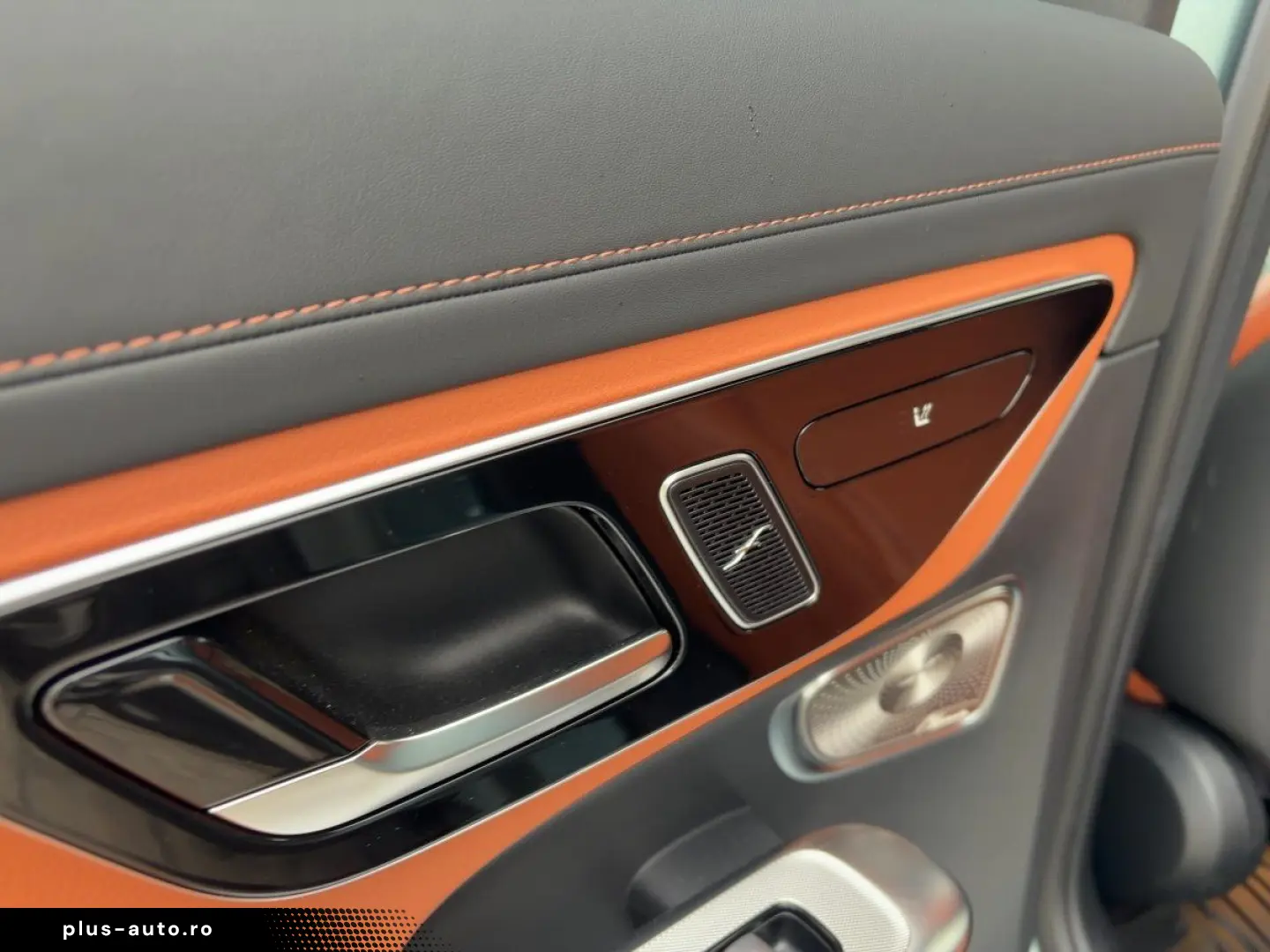 MERCEDES-BENZ GLC 300de AVANTGARDE_ACC_360_BURMESTER