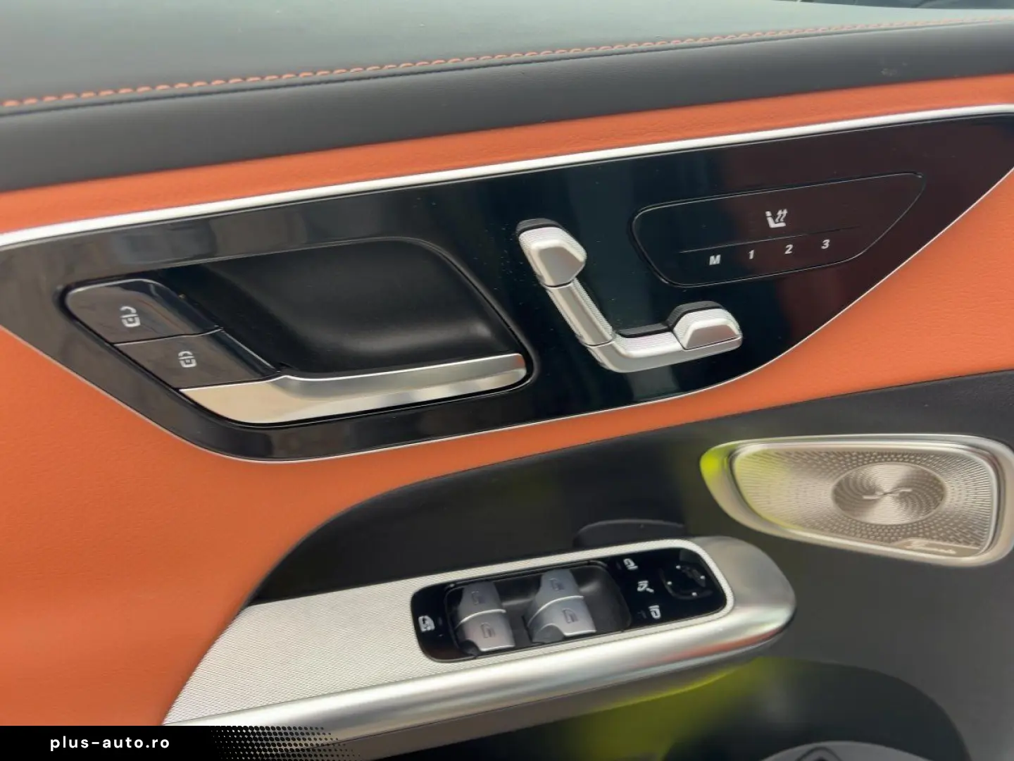 MERCEDES-BENZ GLC 300de AVANTGARDE_ACC_360_BURMESTER