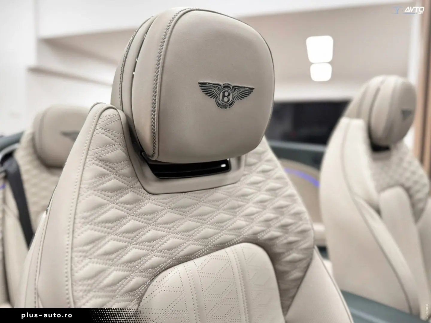 BENTLEY CONTINENTAL GTC-780HP-FIRST-EDITION-MULLINER