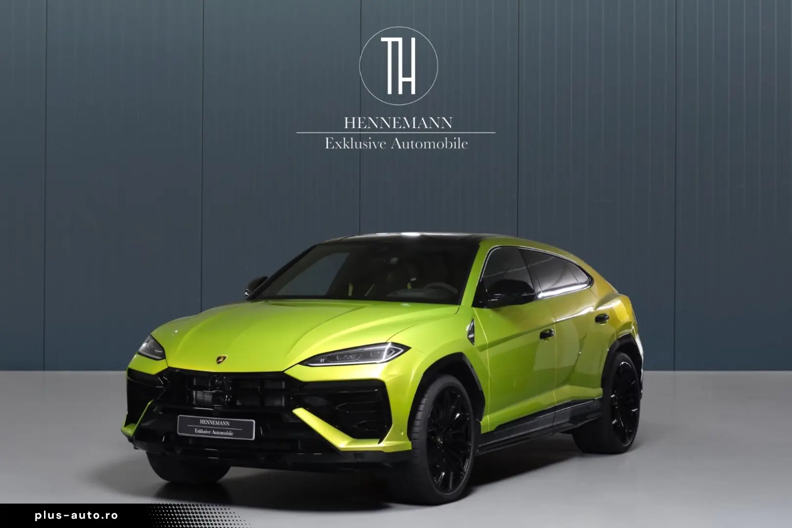 LAMBORGHINI Urus SE 4.0 V8_Akrapovic_B&O_Panoramic