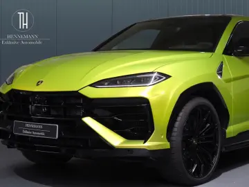 LAMBORGHINI Urus SE 4.0 V8_Akrapovic_B&O_Panoramic