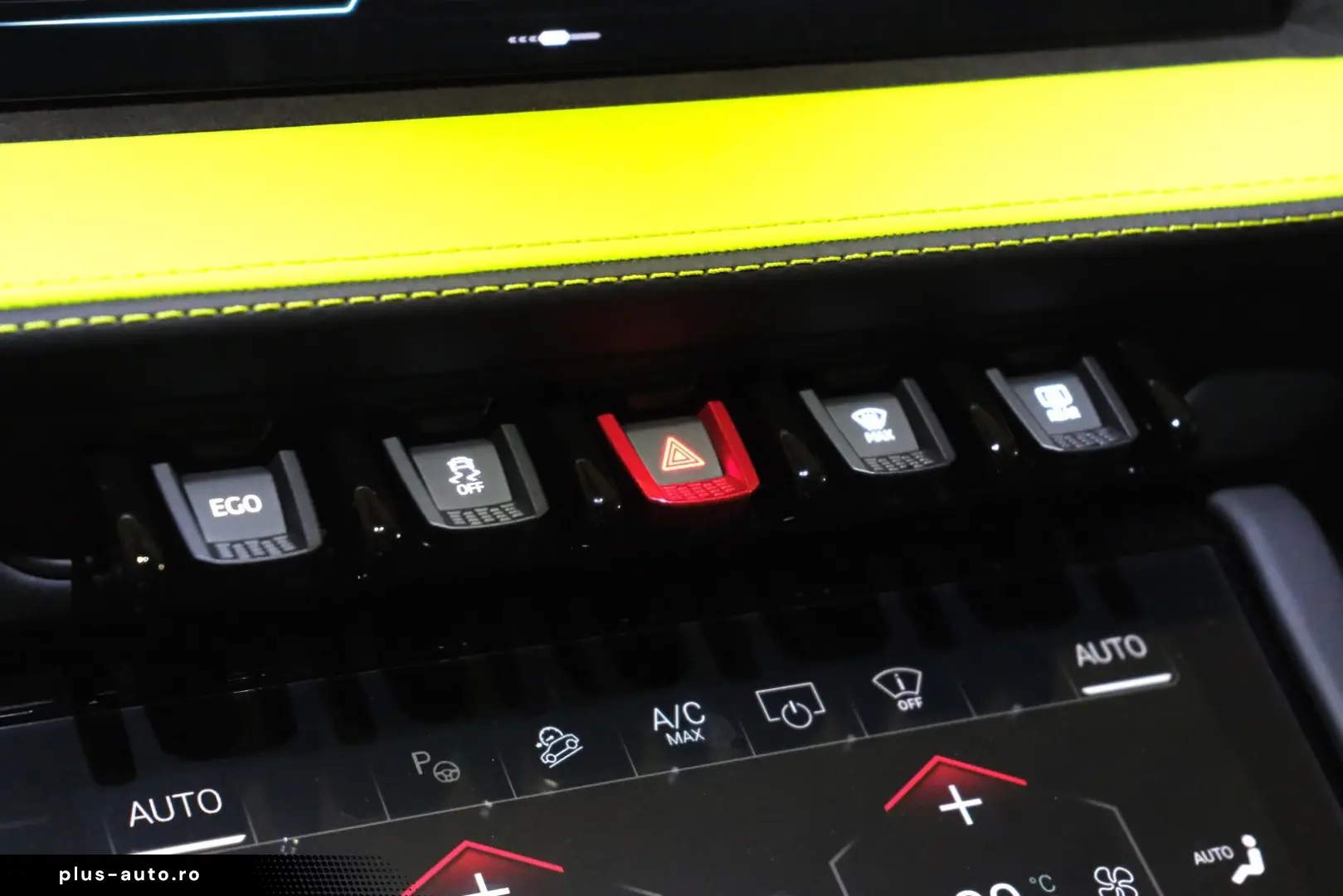 LAMBORGHINI Urus SE 4.0 V8_Akrapovic_B&O_Panoramic