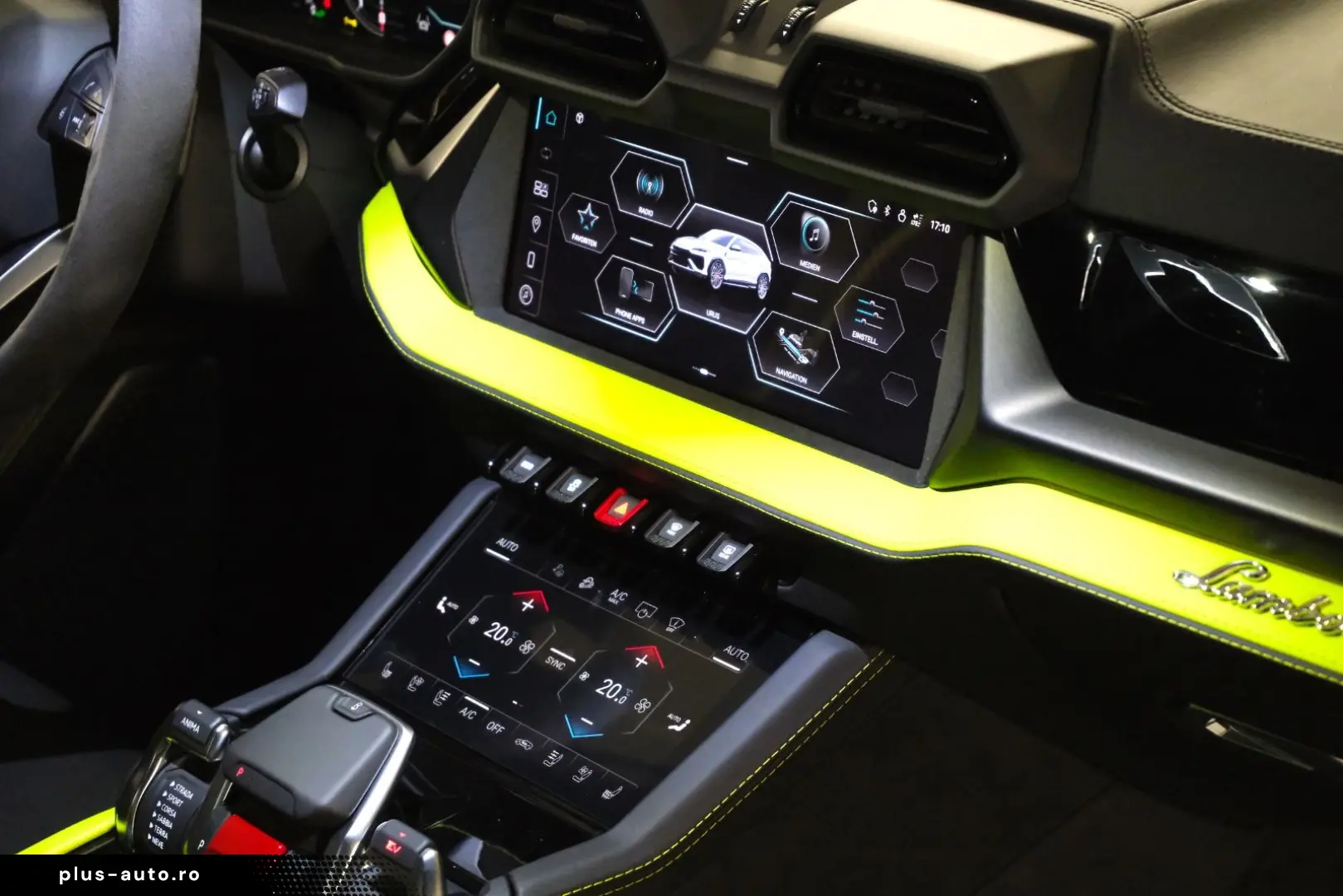 LAMBORGHINI Urus SE 4.0 V8_Akrapovic_B&O_Panoramic