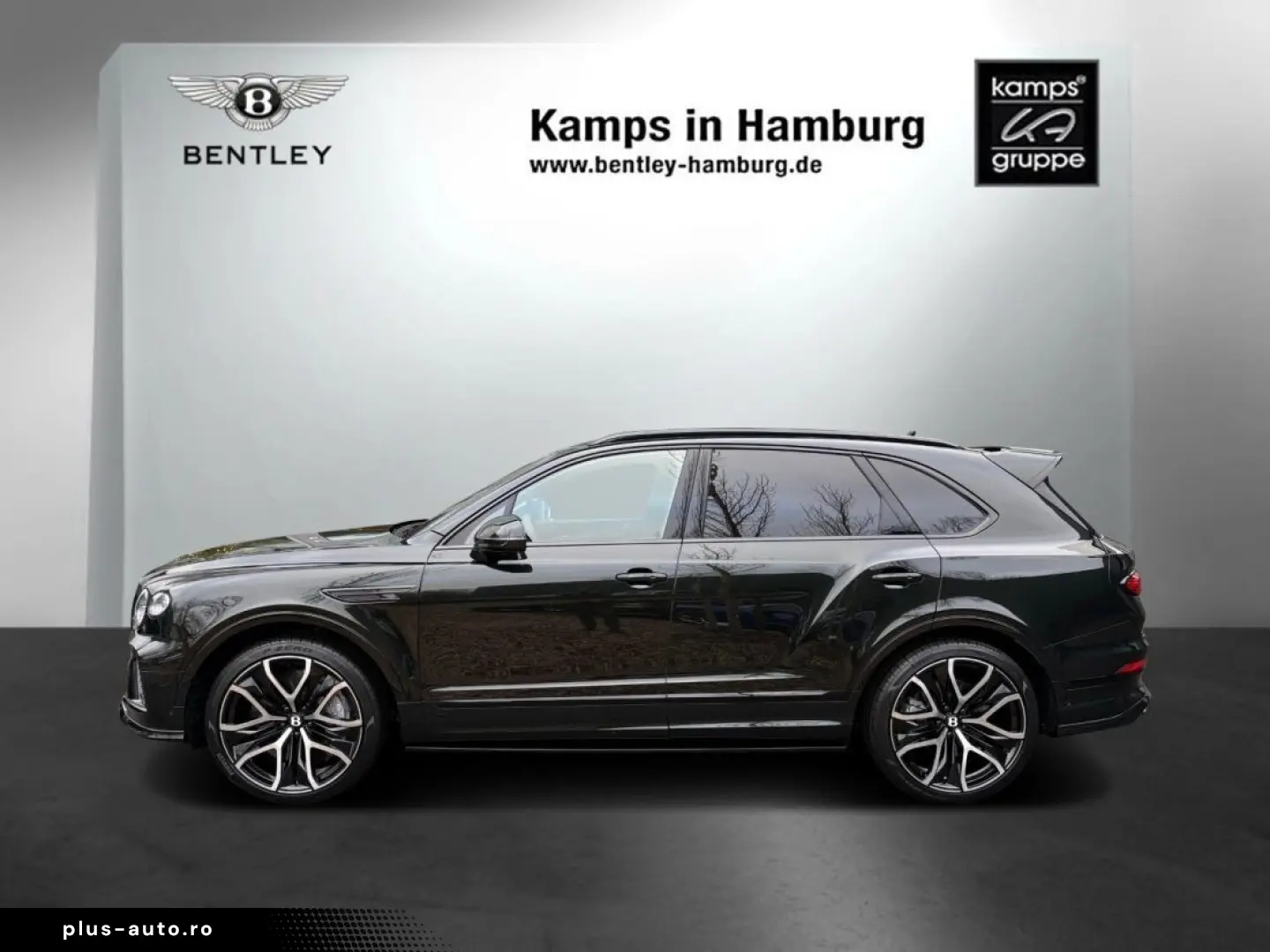 BENTLEY Bentayga Speed V8_MidnightEmerald_MY2026