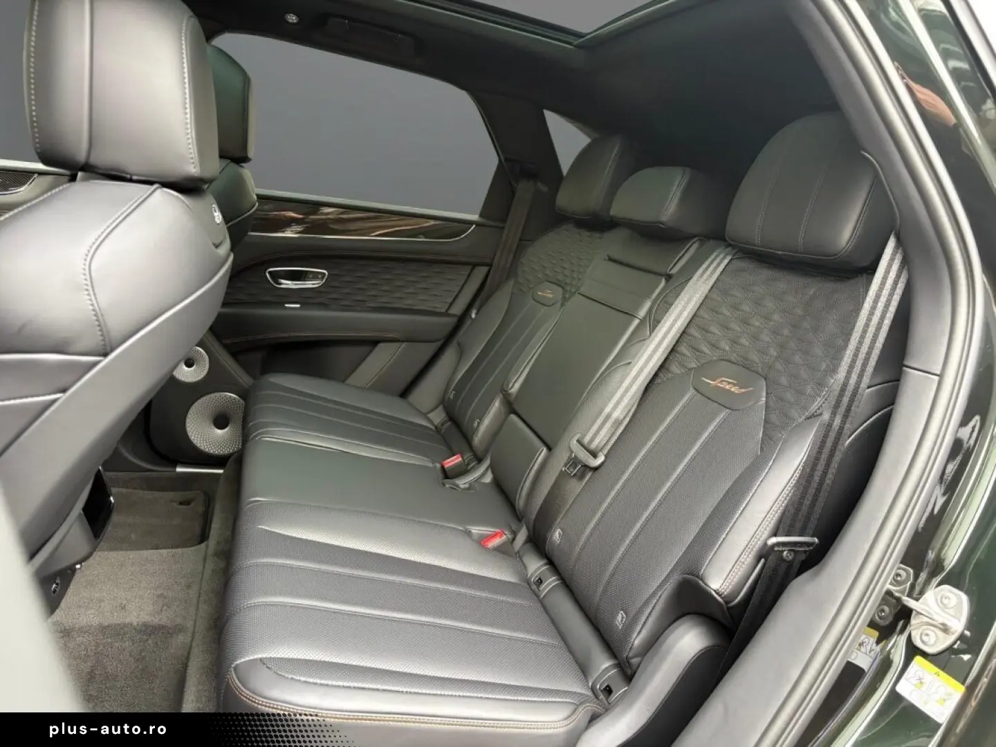 BENTLEY Bentayga Speed V8_MidnightEmerald_MY2026