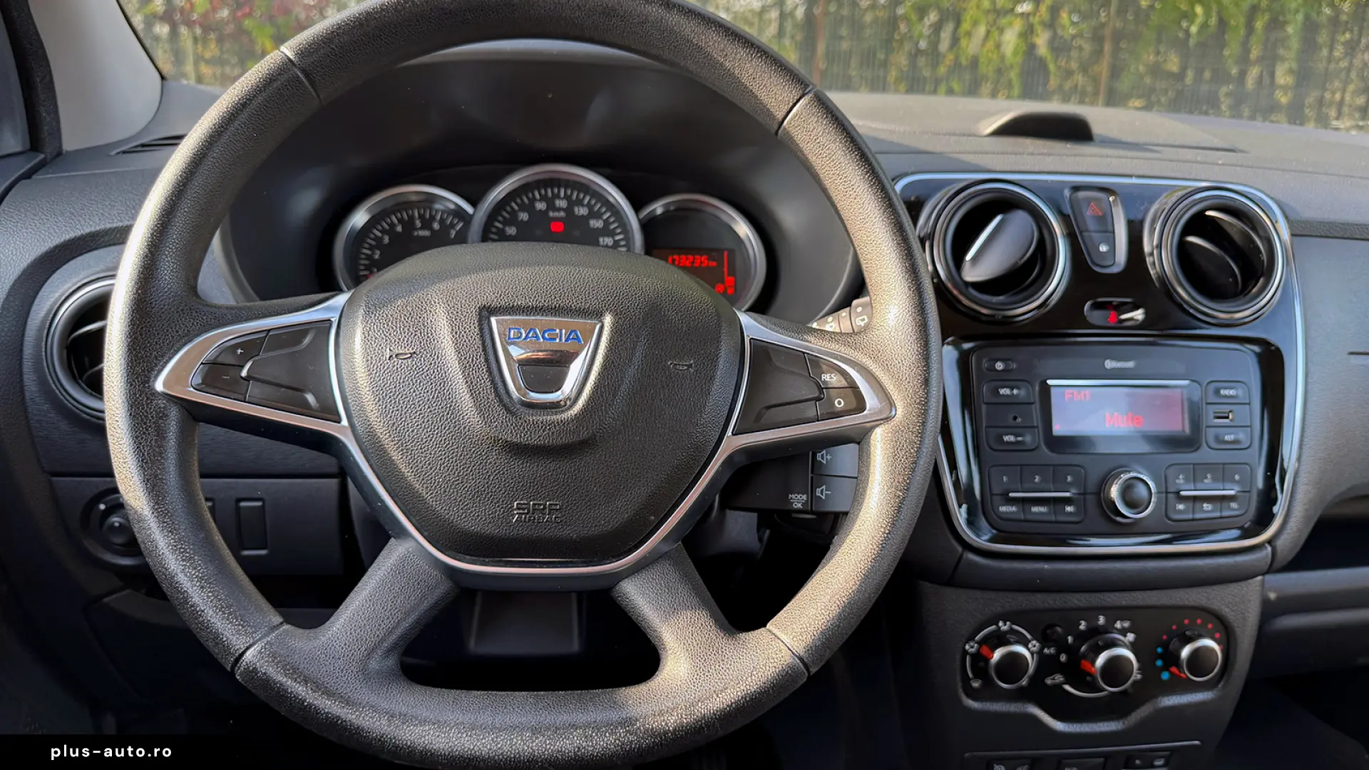 Dacia Lodgy 1.6 SCe Laureate