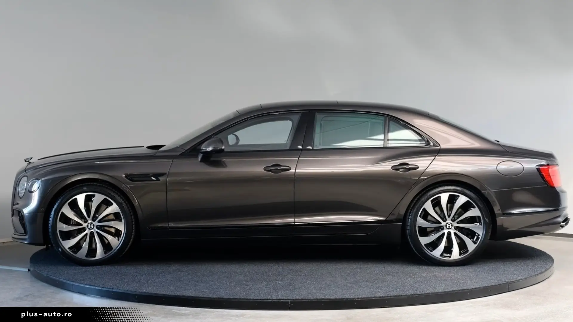 Bentley Flying Spur V8 Hybrid - LIVRARE RAPIDA!