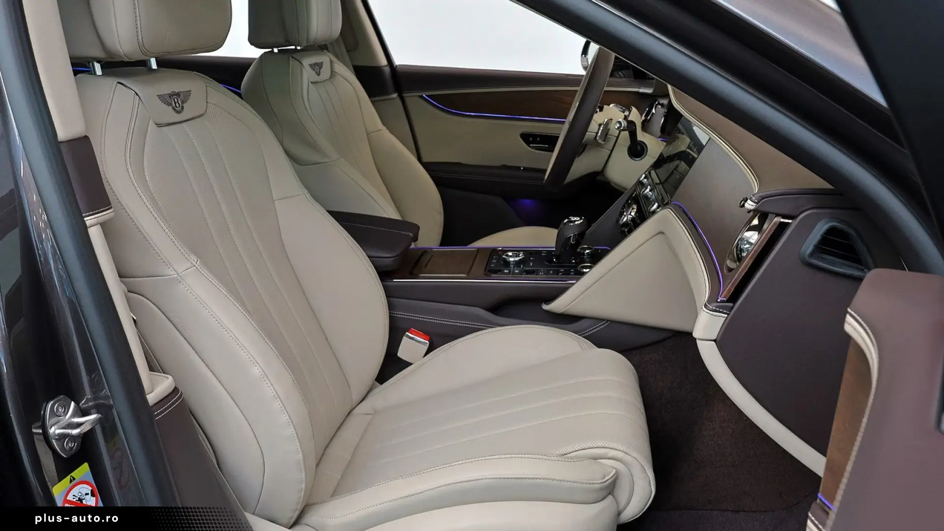 Bentley Flying Spur V8 Hybrid - LIVRARE RAPIDA!