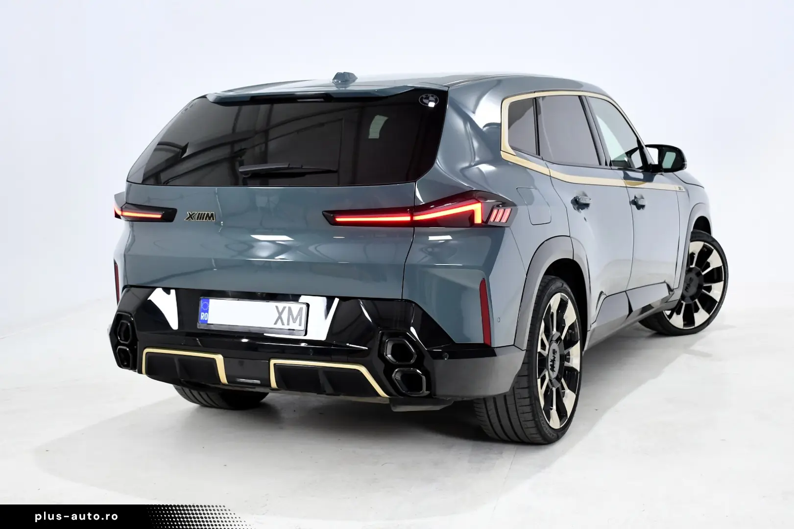 BMW XM