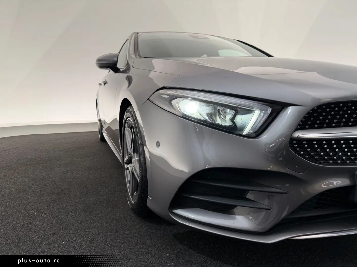 MERCEDES-BENZ A 200 Limo. AMG LINE LED-AMBIENTE-APP-MBUX-SHZ
