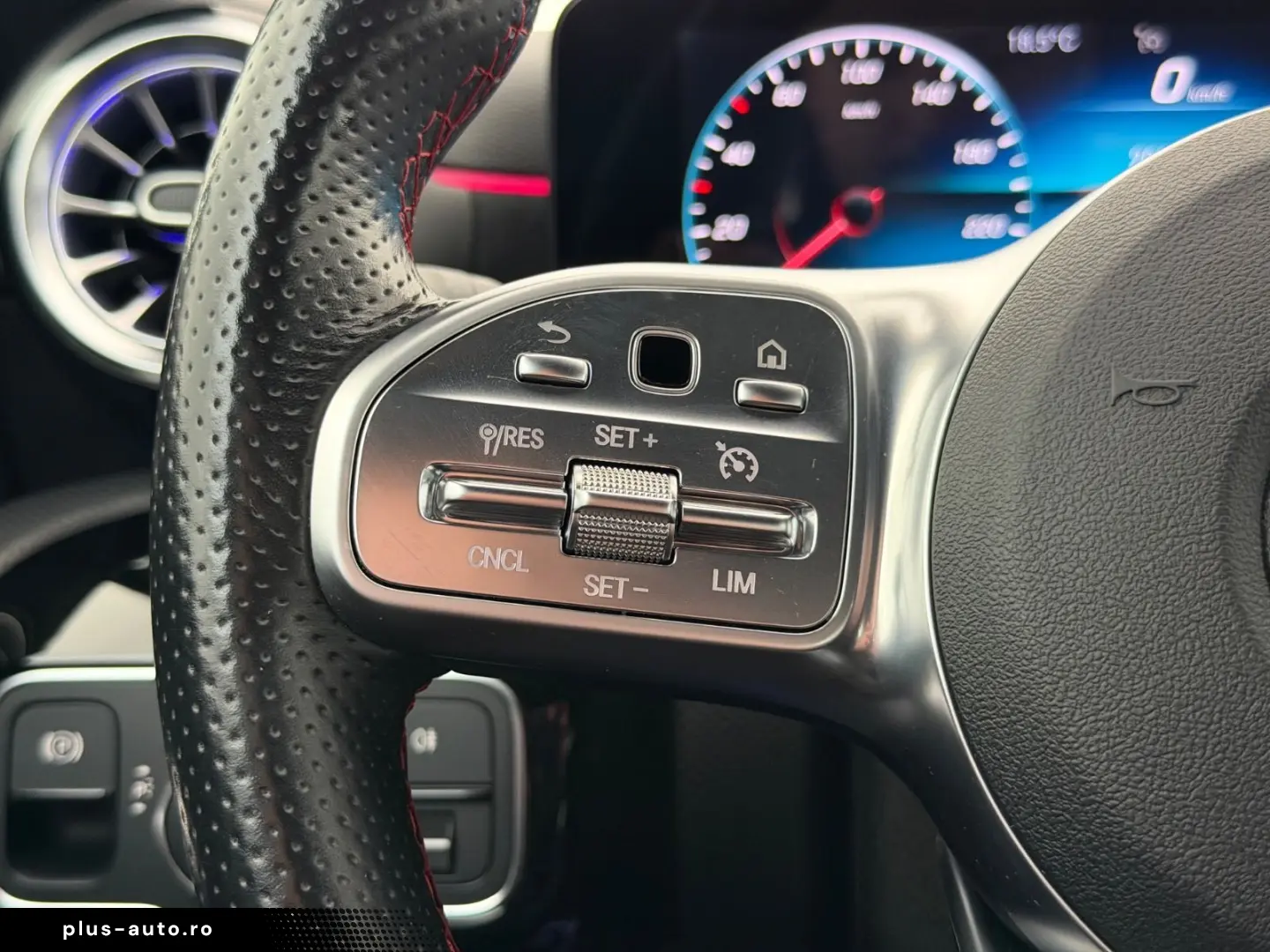 MERCEDES-BENZ A 200 Limo. AMG LINE LED-AMBIENTE-APP-MBUX-SHZ