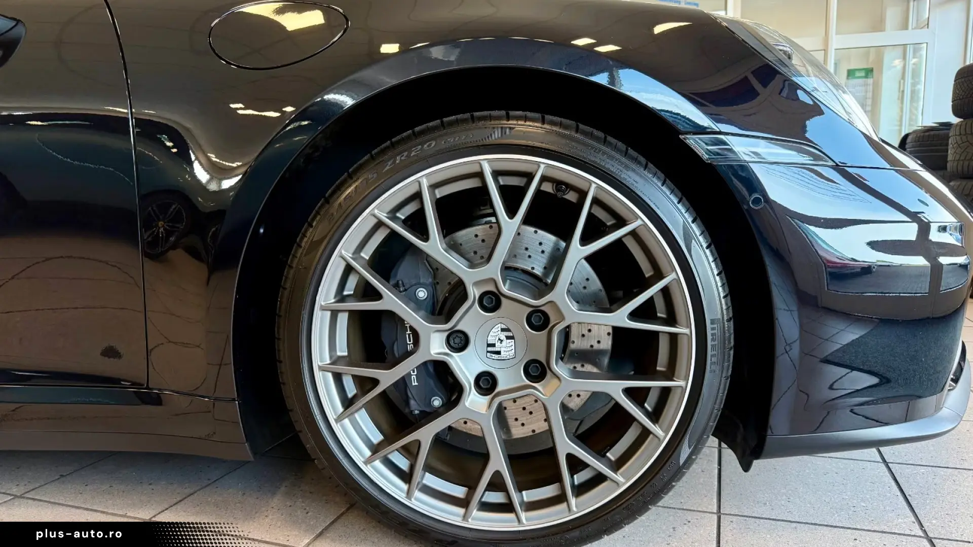 Porsche 911 992 Carrera LIFT Sportabgas InnoDrive BOSE