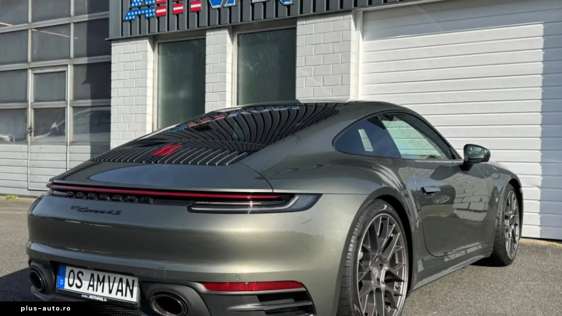 Porsche 992 911 Carrera 4 S