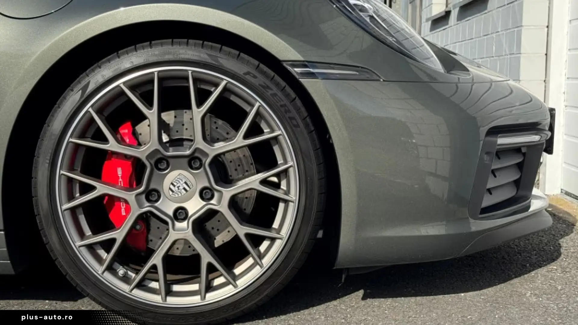 Porsche 992 911 Carrera 4 S