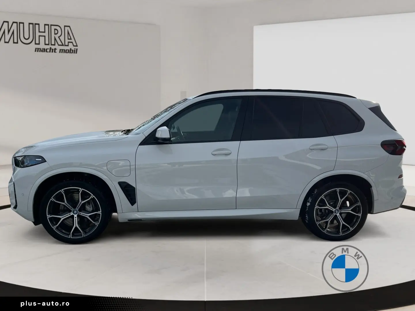 BMW X5 xDrive50e M Sport 21  AHK Pano Softclose H&K