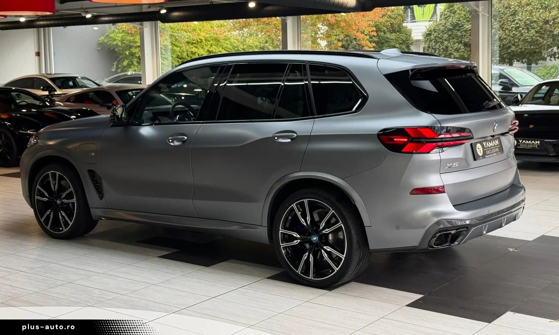 BMW X5 50 e xDr M Sport Pano-SKY Massage B&W Carbon