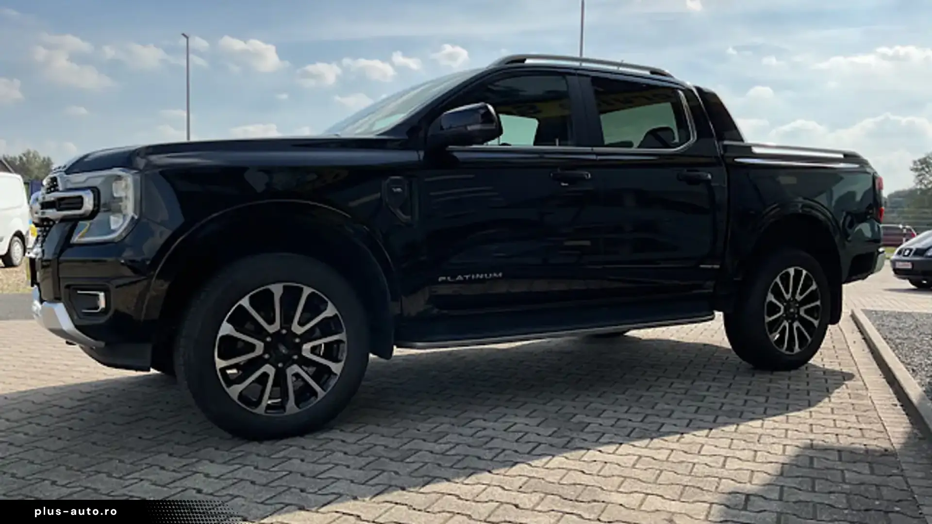 FORD RANGER PLATINUM MATRIX LED 360  TECHNOLOGY PACK