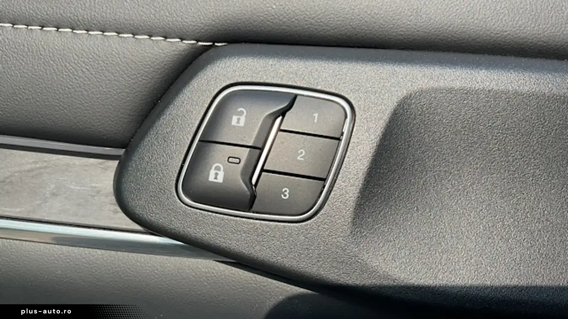 FORD RANGER PLATINUM MATRIX LED 360  TECHNOLOGY PACK
