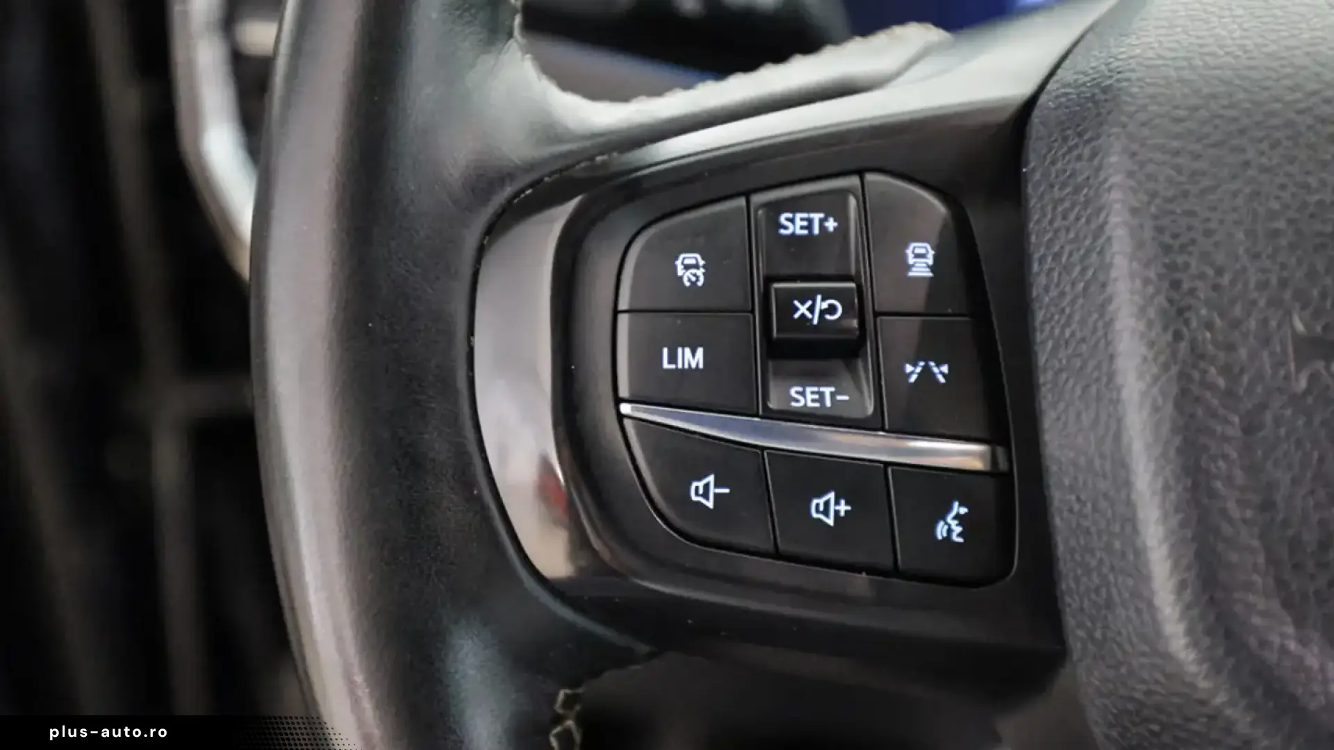FORD RANGER PLATINUM   V6 DIESEL 4X4 MATRIX LED B&O • 360