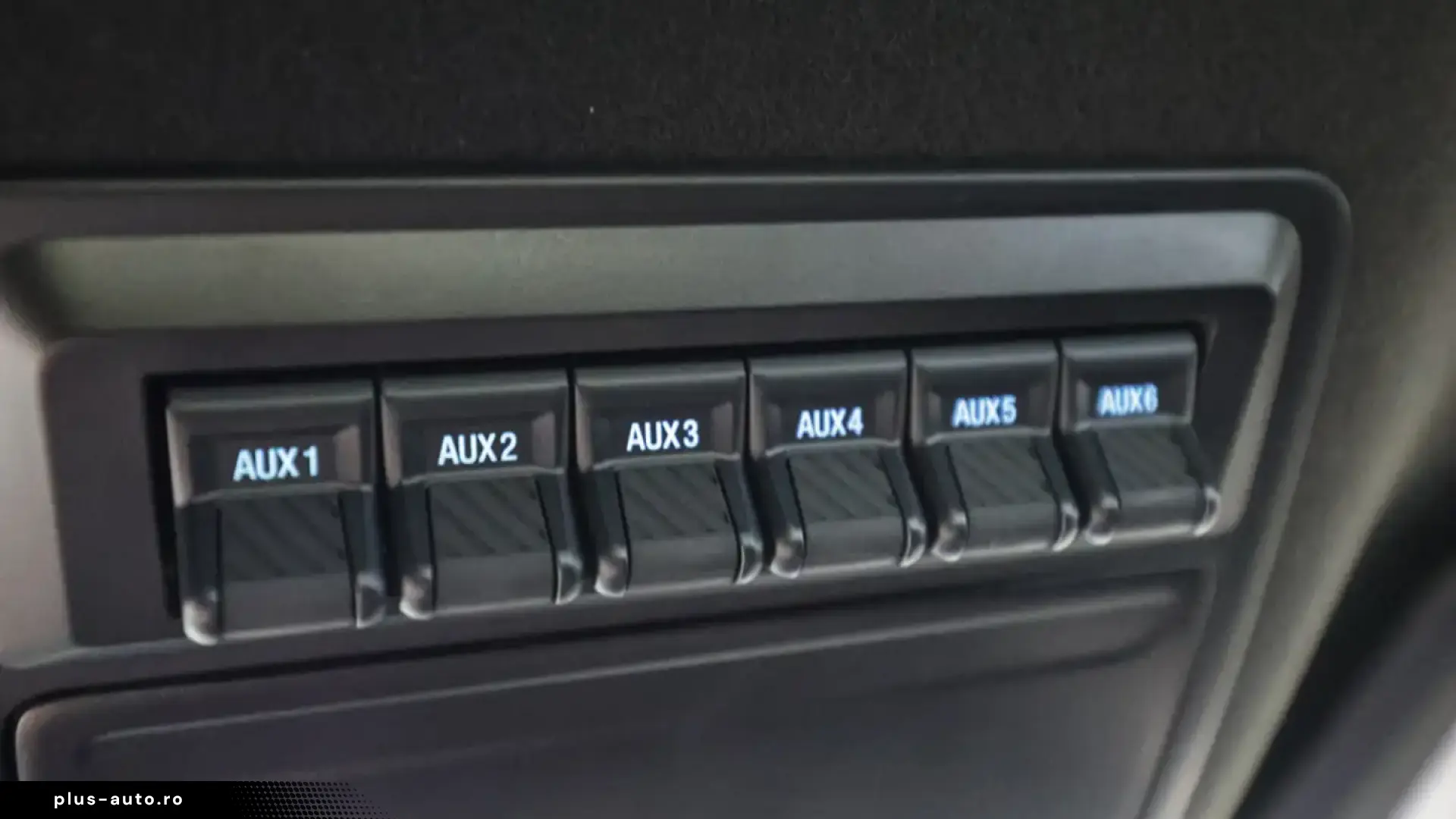 FORD RANGER PLATINUM   V6 DIESEL 4X4 MATRIX LED B&O • 360