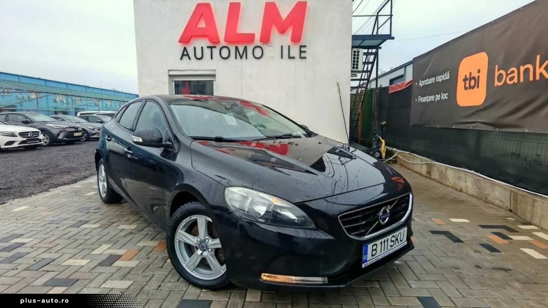 Volvo V40 Momentum Diesel 2015 - Rate   Credit   Garantie