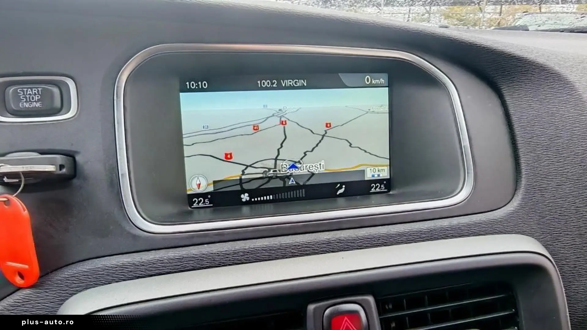 Volvo V40 Momentum Diesel 2015 - Rate   Credit   Garantie