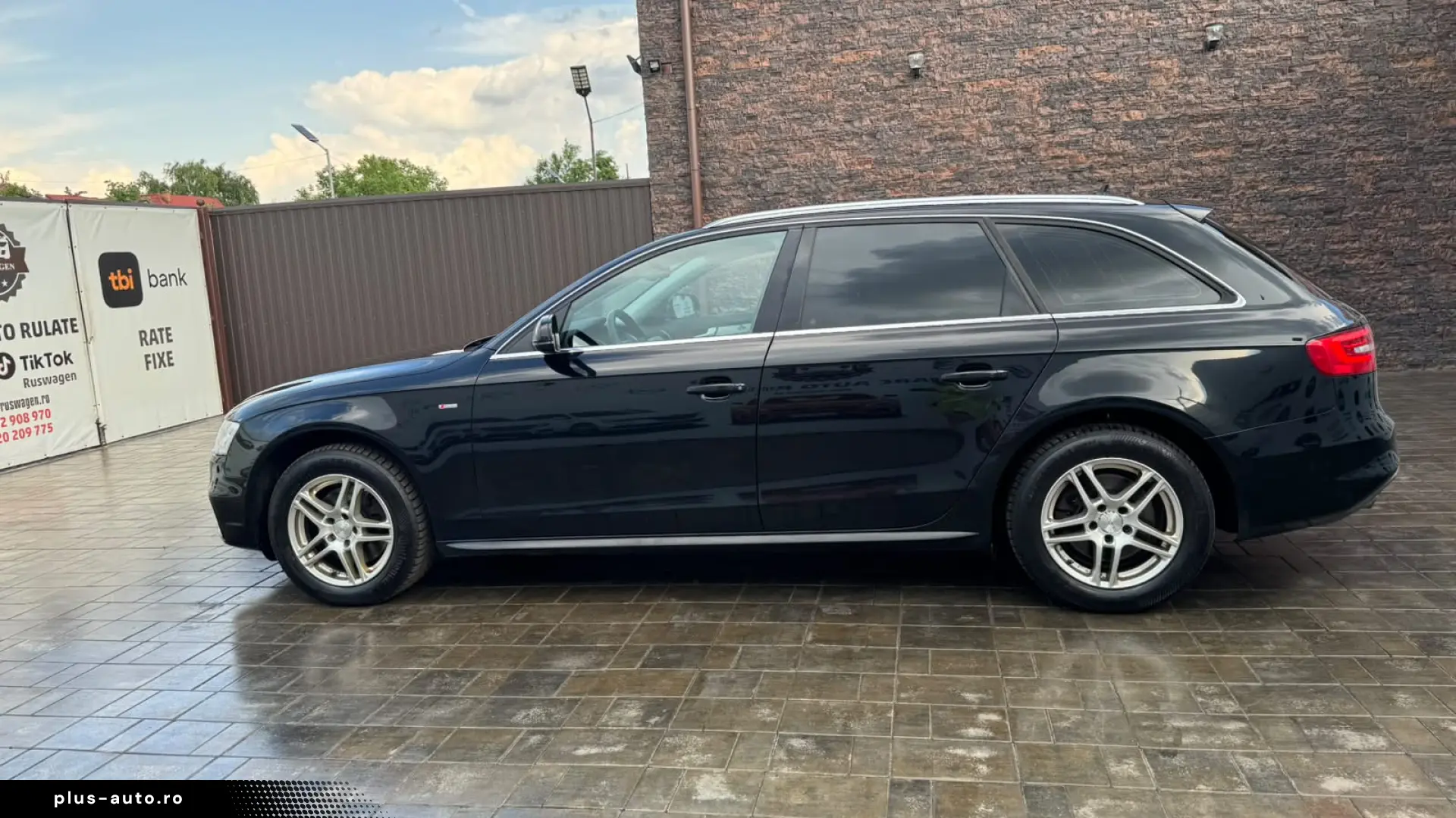 AUDI A4 2015