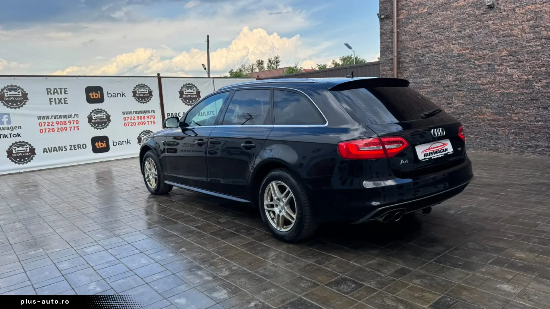 AUDI A4 2015