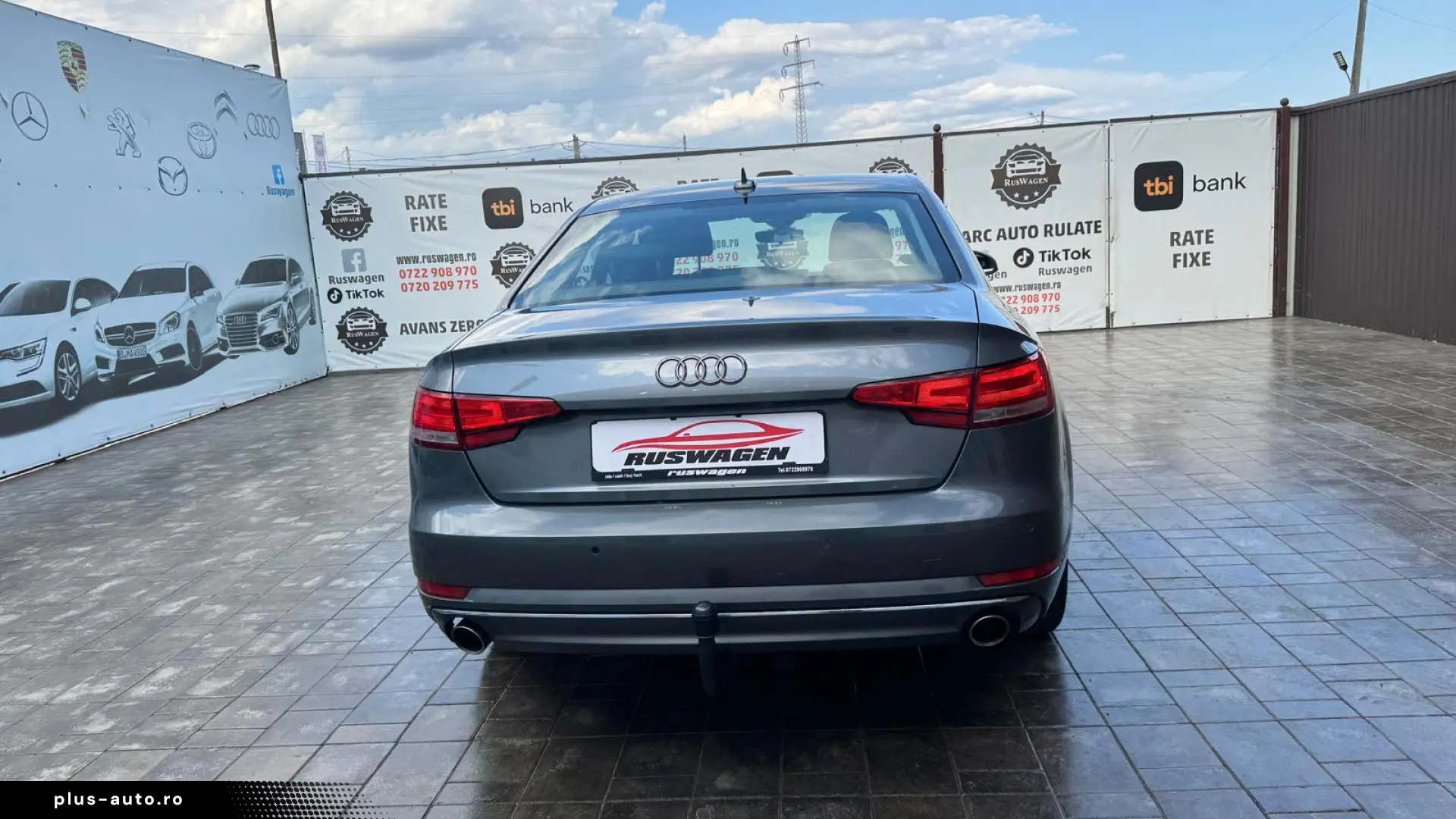 AUDI A4 2016