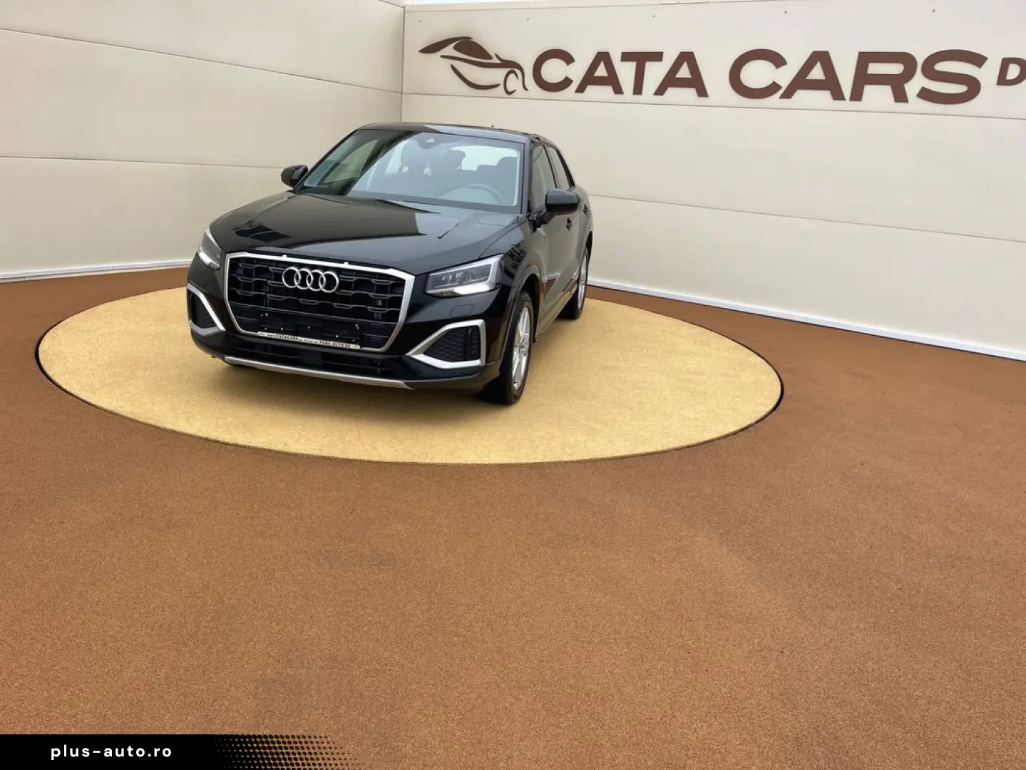 Audi Q2 35TFSI  150CP  LED  Cockpit  Distronic  Camera  CarP
