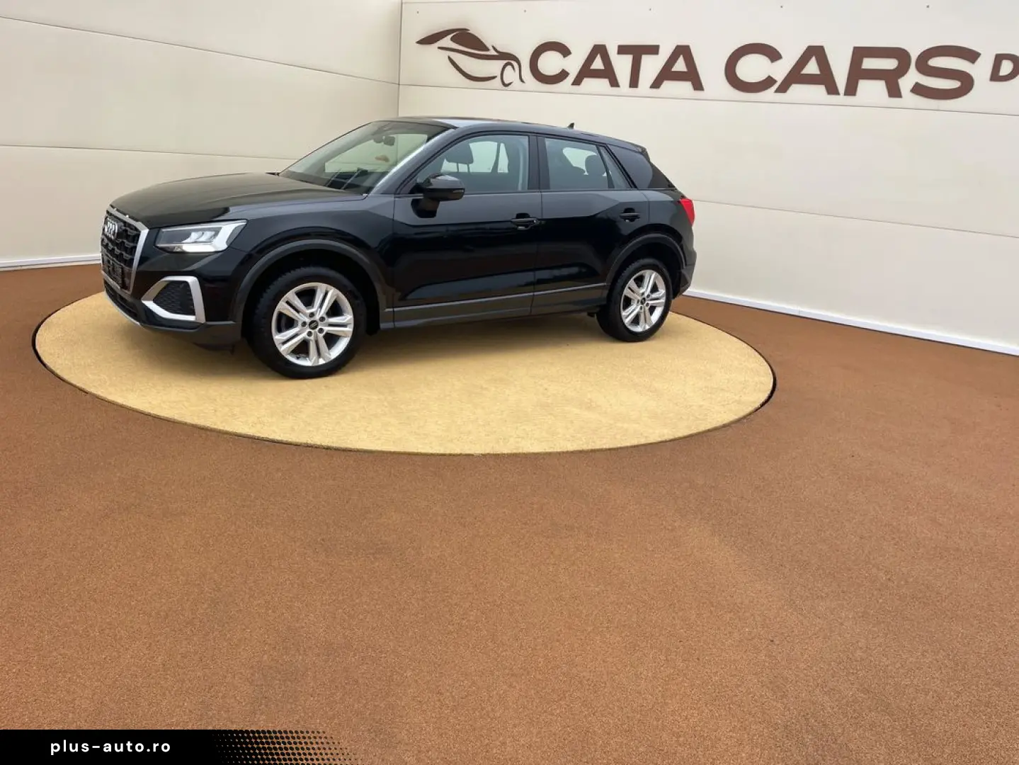 Audi Q2 35TFSI  150CP  LED  Cockpit  Distronic  Camera  CarP