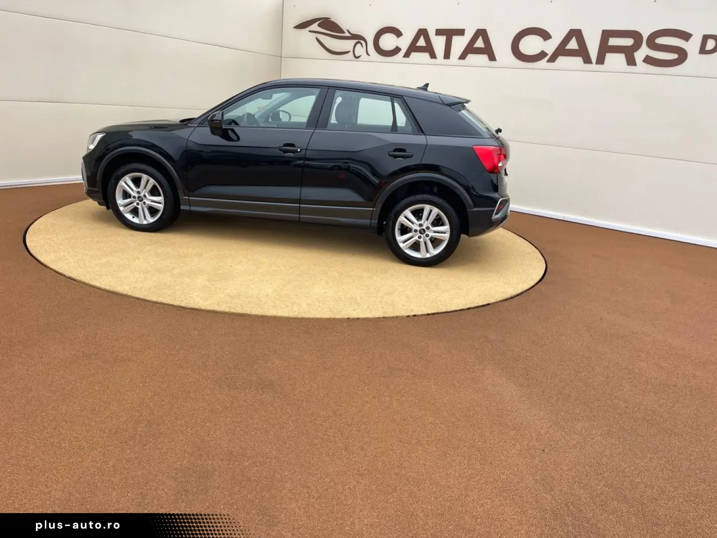 Audi Q2 35TFSI  150CP  LED  Cockpit  Distronic  Camera  CarP