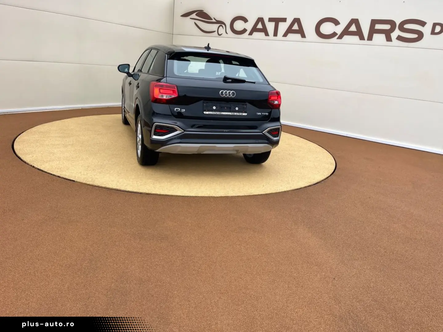 Audi Q2 35TFSI  150CP  LED  Cockpit  Distronic  Camera  CarP