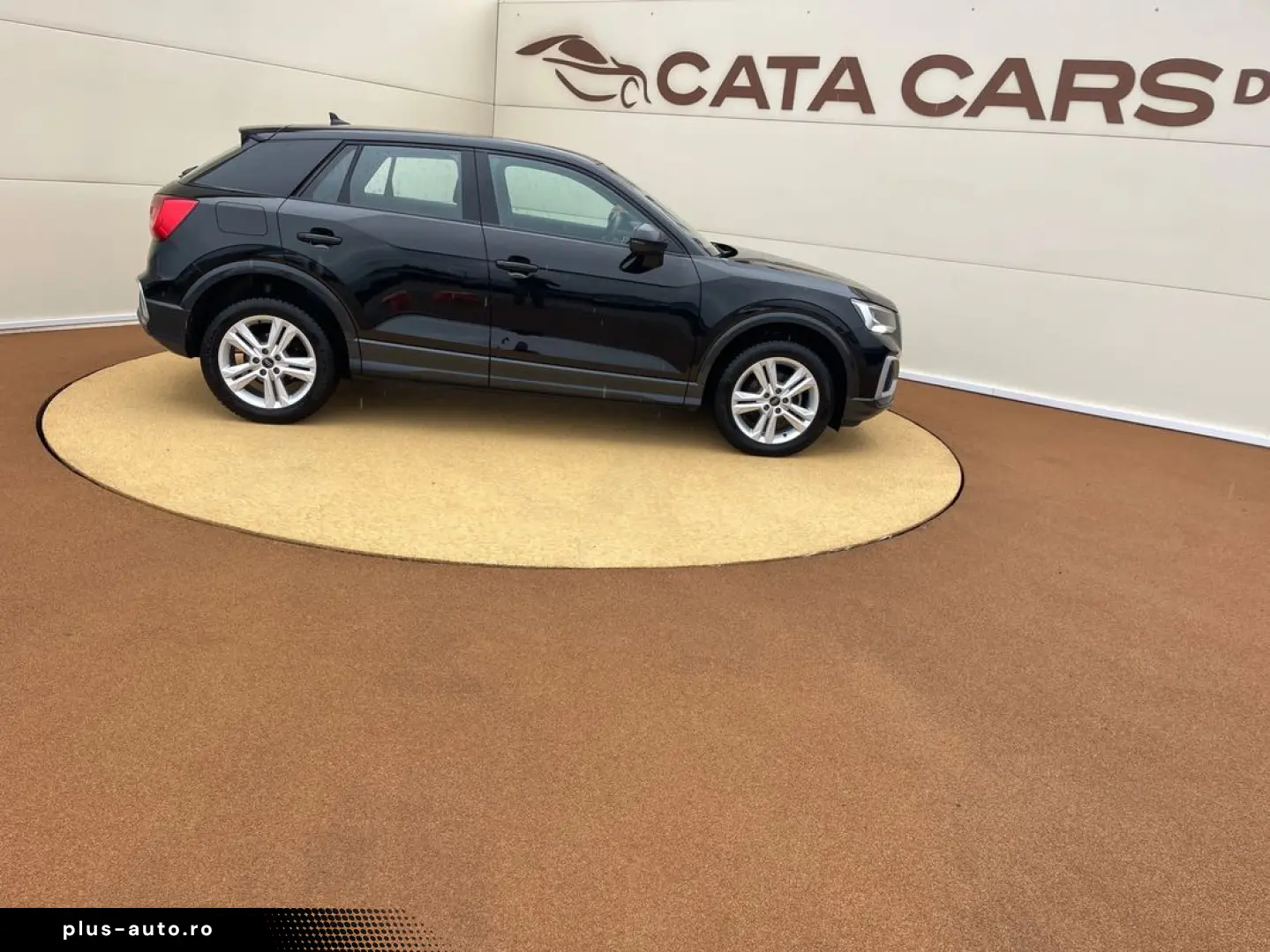 Audi Q2 35TFSI  150CP  LED  Cockpit  Distronic  Camera  CarP