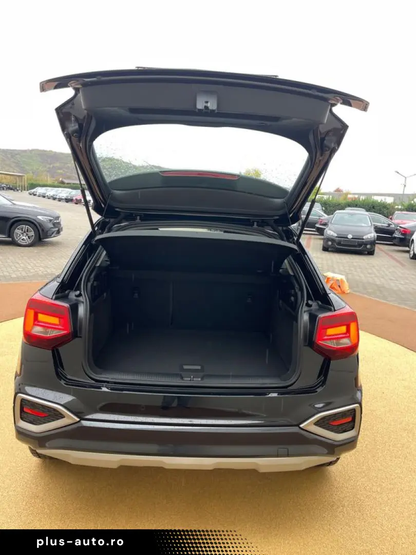 Audi Q2 35TFSI  150CP  LED  Cockpit  Distronic  Camera  CarP