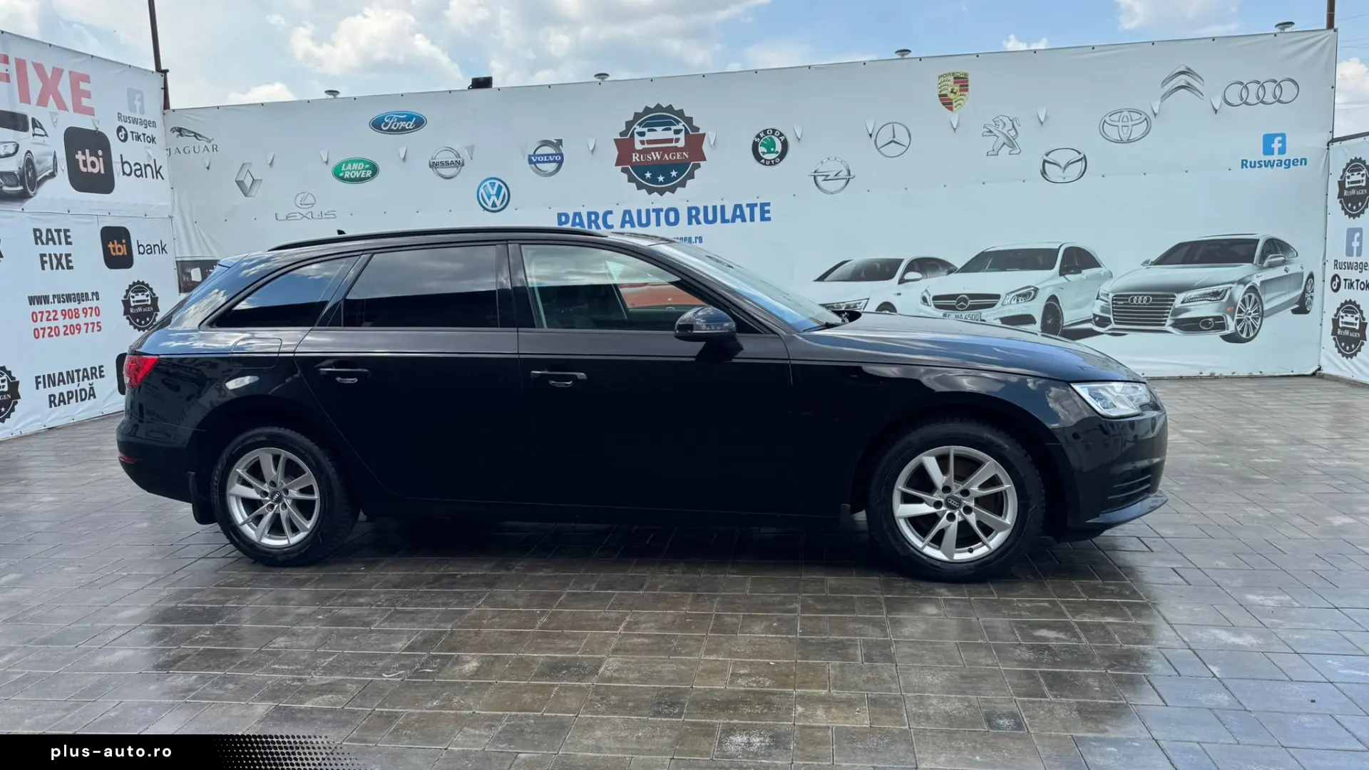 AUDI A4 2016