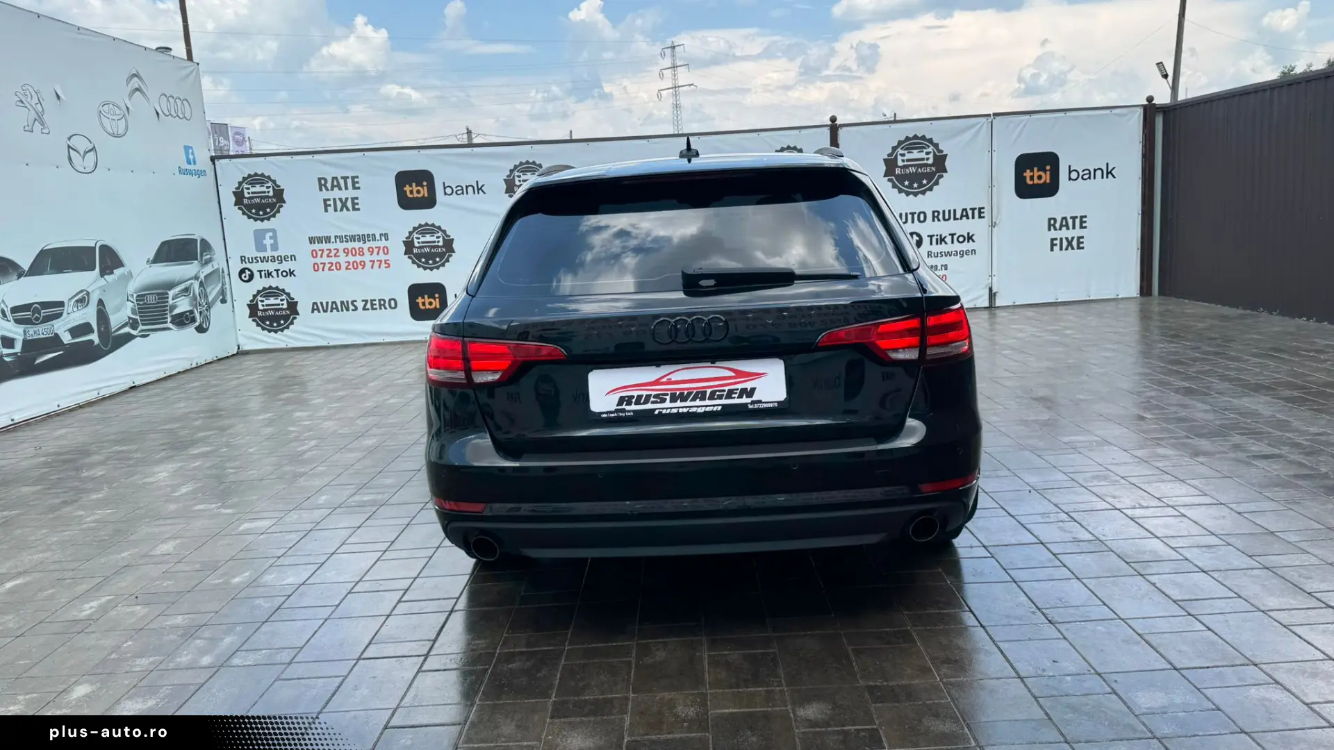 AUDI A4 2016