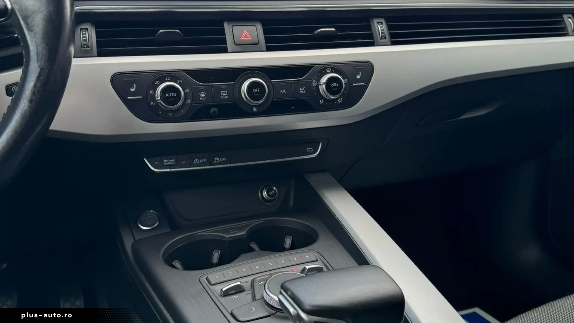 AUDI A4 2016