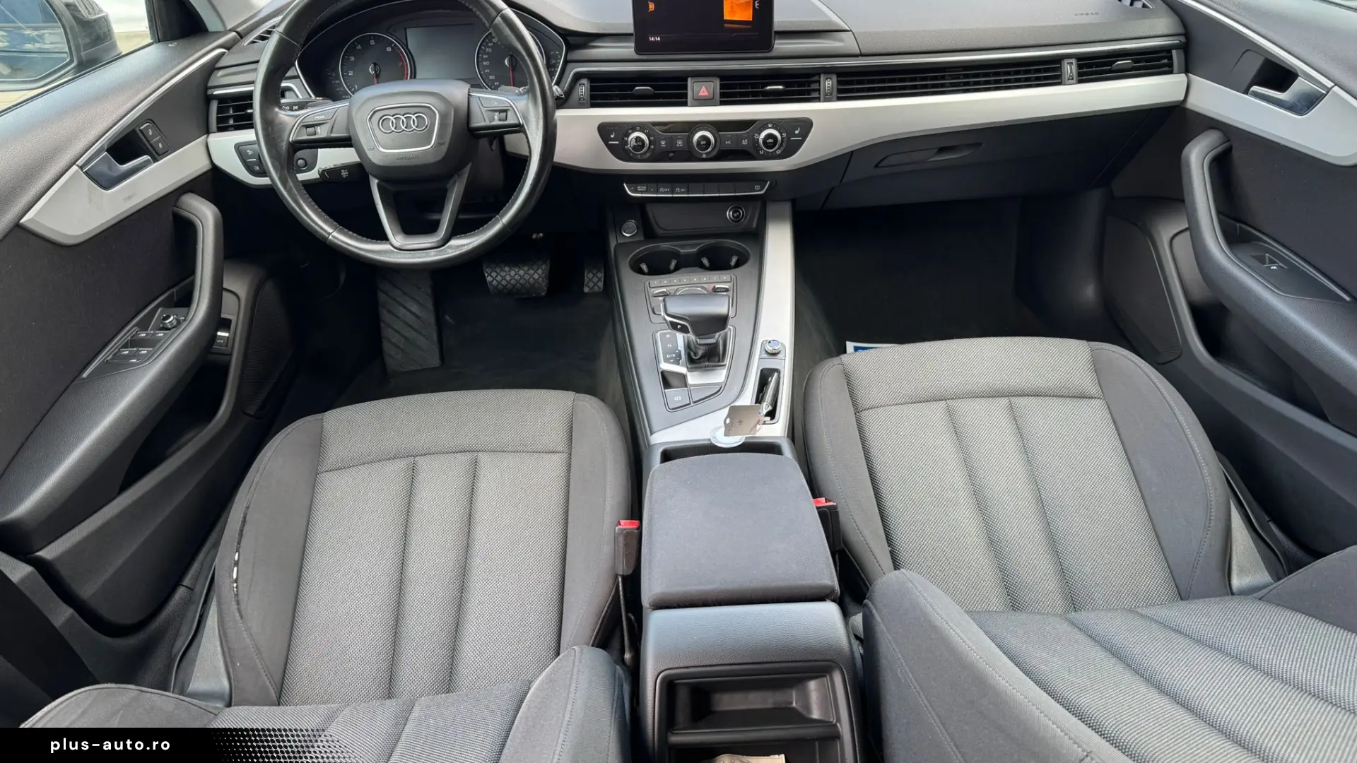 AUDI A4 2016